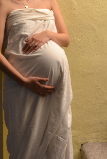 живот беременной женщины